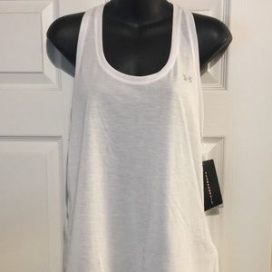 ❌SOLD❌White Under Armour tank